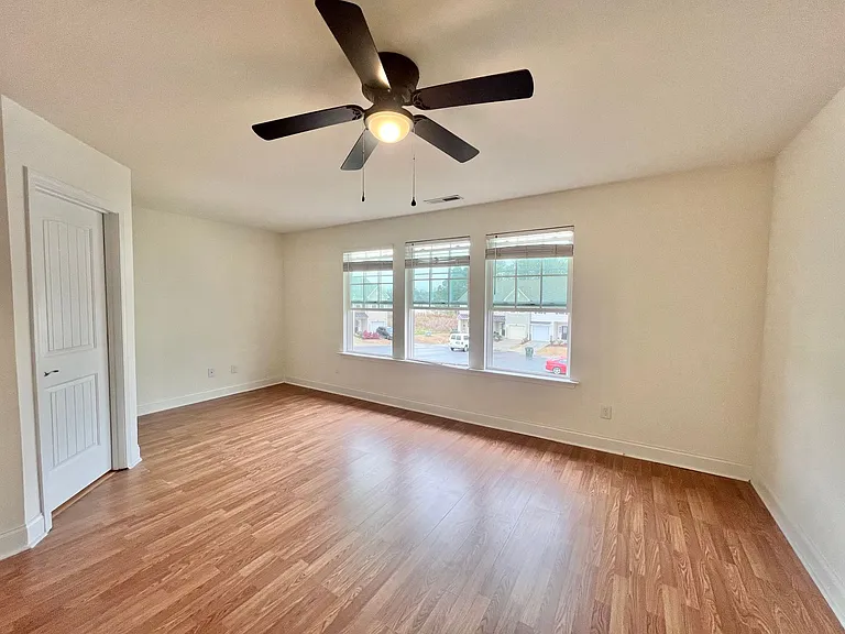4426 Lord Joseph Ct — Photo 11