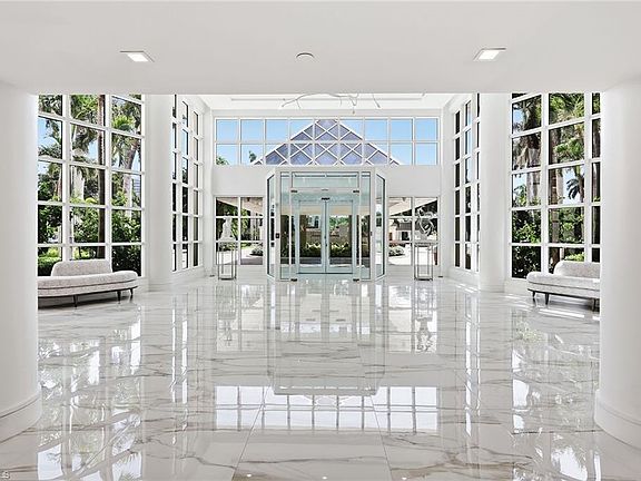2nd image of 8111 Bay Colony Dr APT 204
