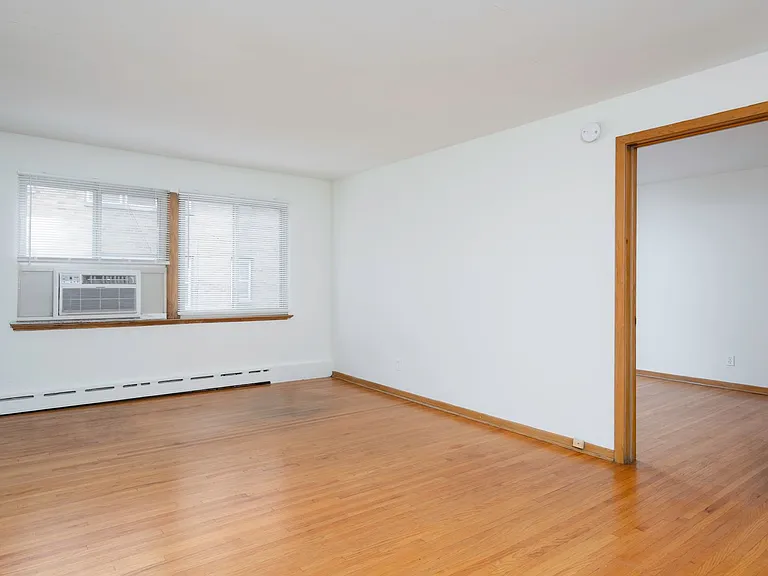 2709 Park Ave S — Photo 17