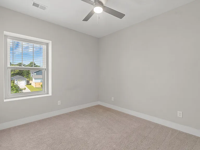 117 Archdale St — Photo 26