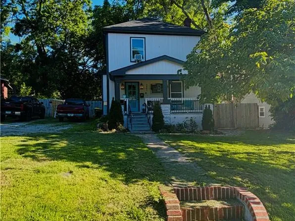 5431 Klamm Rd, Kansas City, KS 66106