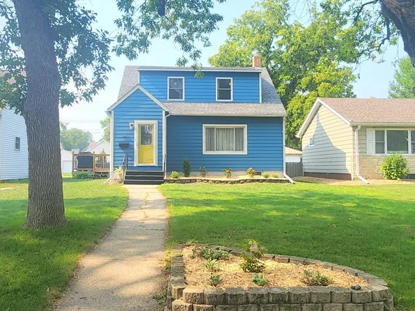 506 W 6th St, Morris, MN 56267