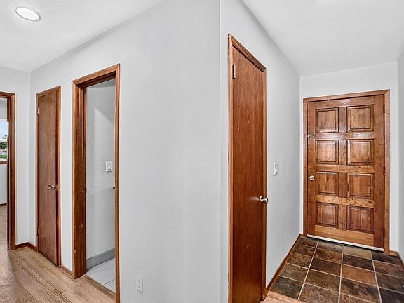 3rd image of 409 Bothun Rd
