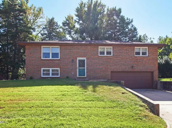 3603 S Rock Beacon Rd, Jefferson City, MO 65109