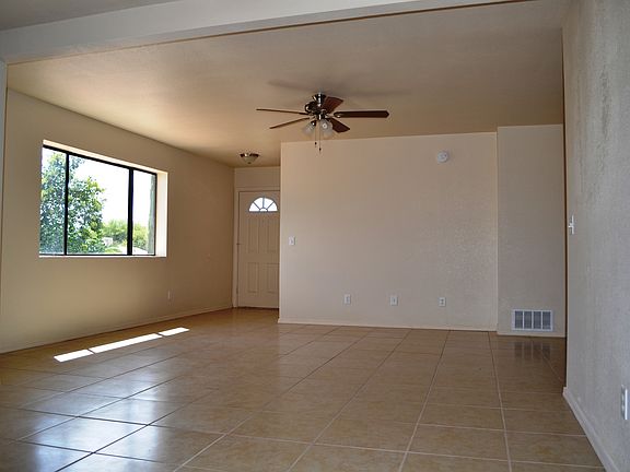 3rd image of 2232 N Escuela Vw