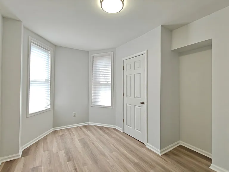 5308 Race St — Photo 8