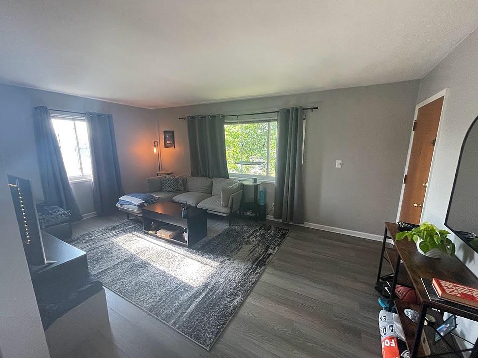 1st image of 500 Lamont Dr #4
