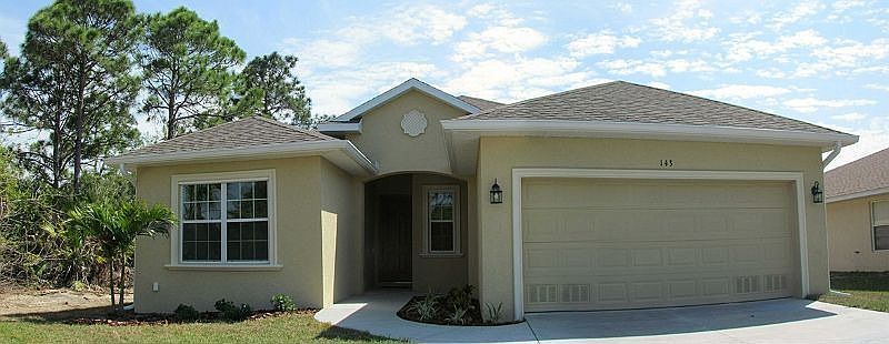 1st image of 143 Yellow Pine Dr