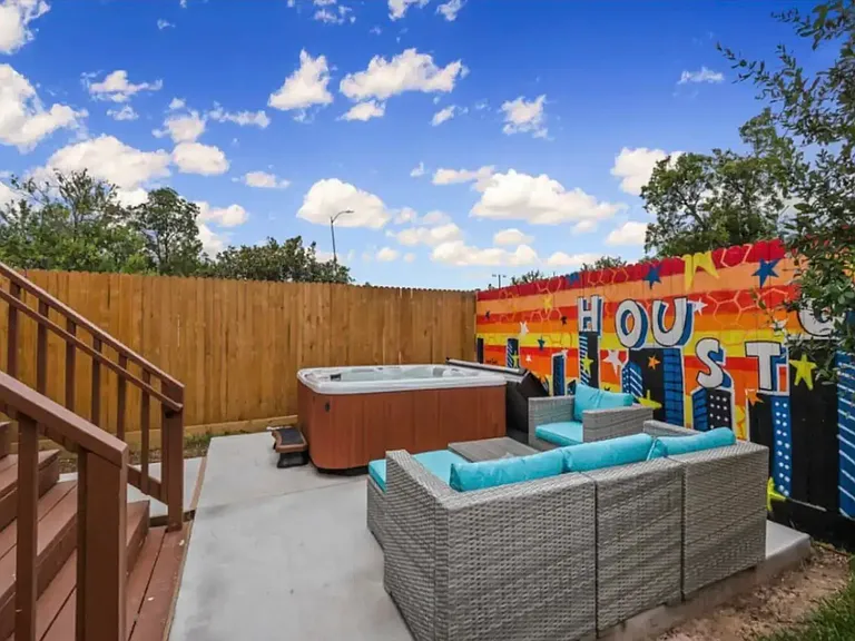 3505 Wyrick St — Photo 36