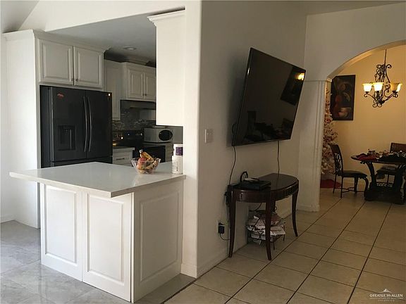 4th image of 4305 N 27th St