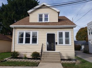 3014 17th St, Racine, WI 53405