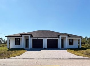 213/215 W 12th St, Lehigh Acres, FL 33972