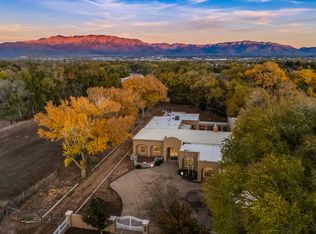 7628 Rio Grande Blvd NW UNIT 4, Los Ranchos De Albuquerque, NM 87107