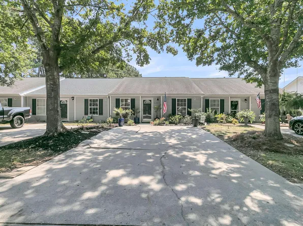 1570 Blaze Ln, Charleston, SC 29412