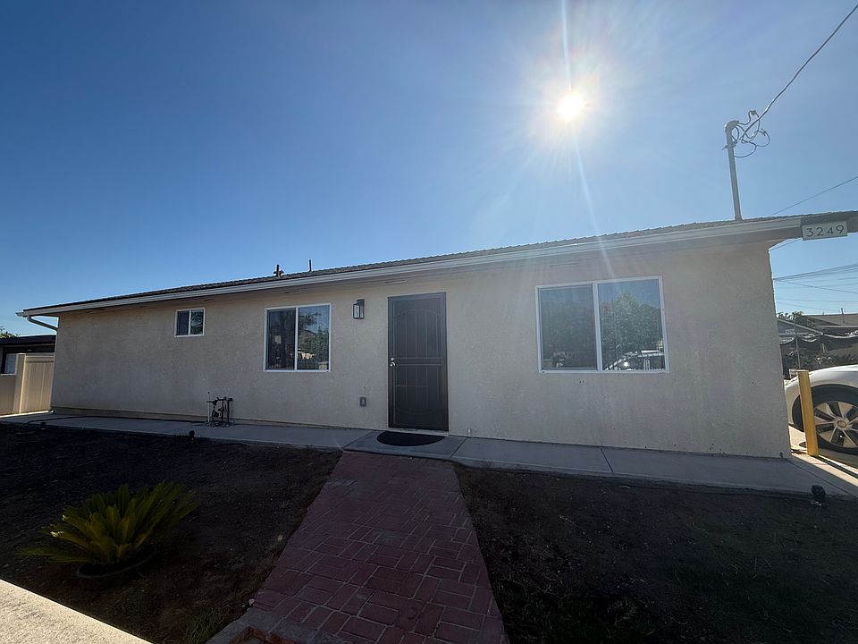 1st image of 3249 Muscatel Ave