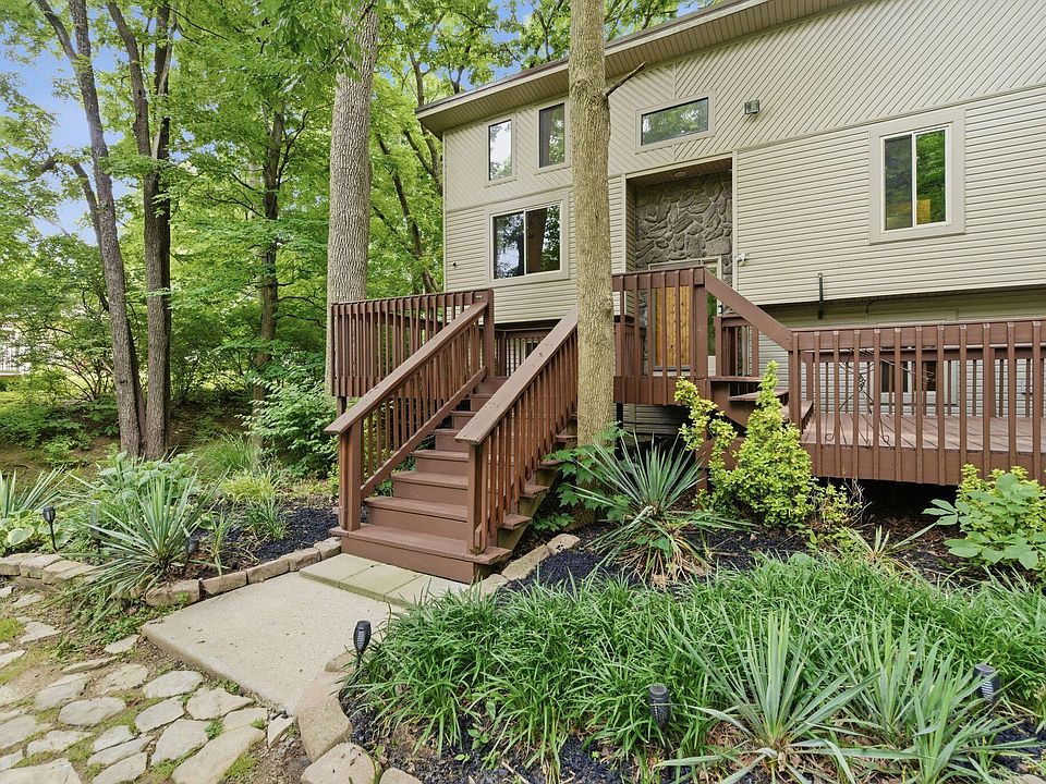 1st image of 107 Woodlane Cir