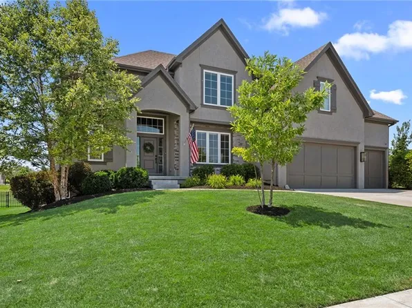 17200 Melrose St, Overland Park, KS 66221