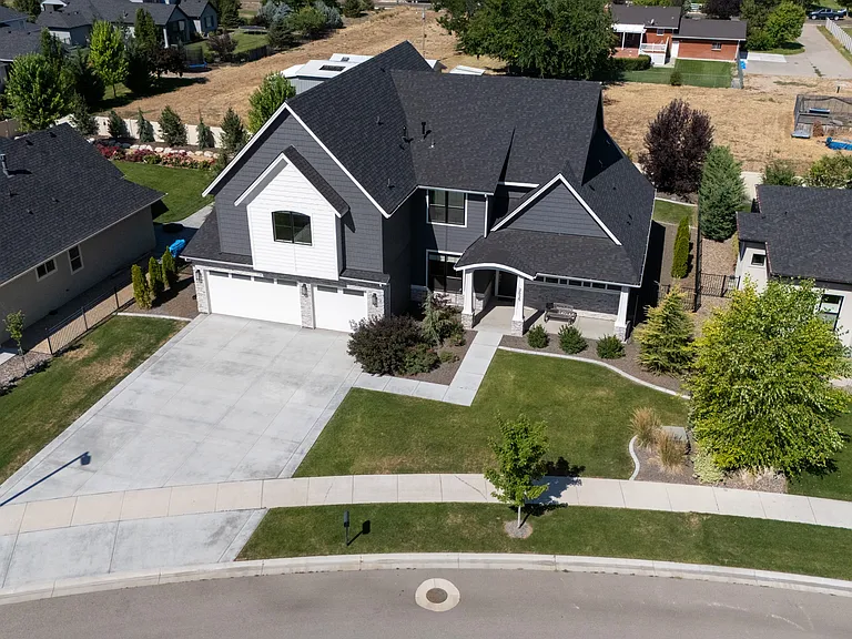 2635 N Yount Way — Photo 64