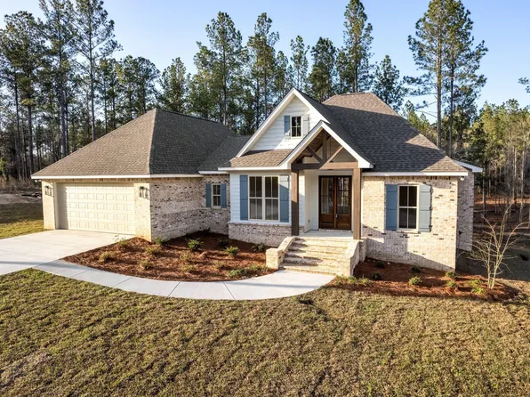 53 Stuart Rd, Sumrall, MS 39482