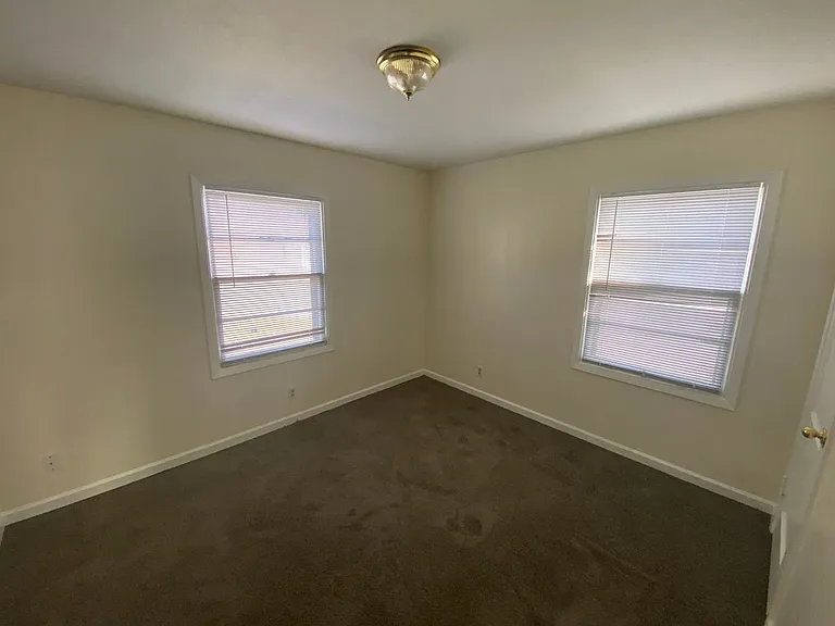 710 Hood Ave — Photo 8