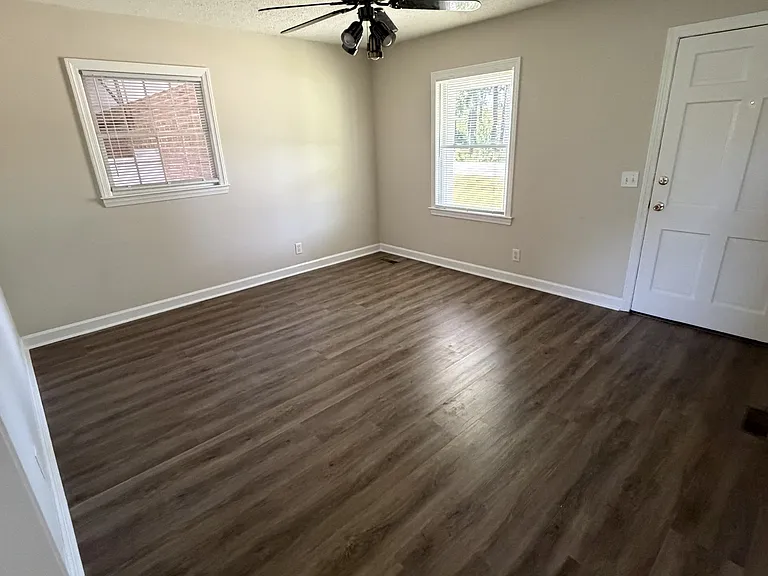 1408 Old Ebenezer Rd — Photo 6