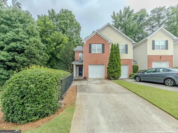 1311 Primrose View Cir, Lawrenceville, GA 30044
