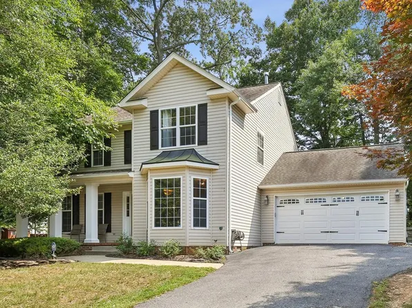 3435 Elsa Ave, Waldorf, MD 20603