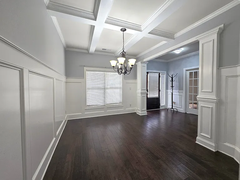 8809 Crenshaw Dr — Photo 8