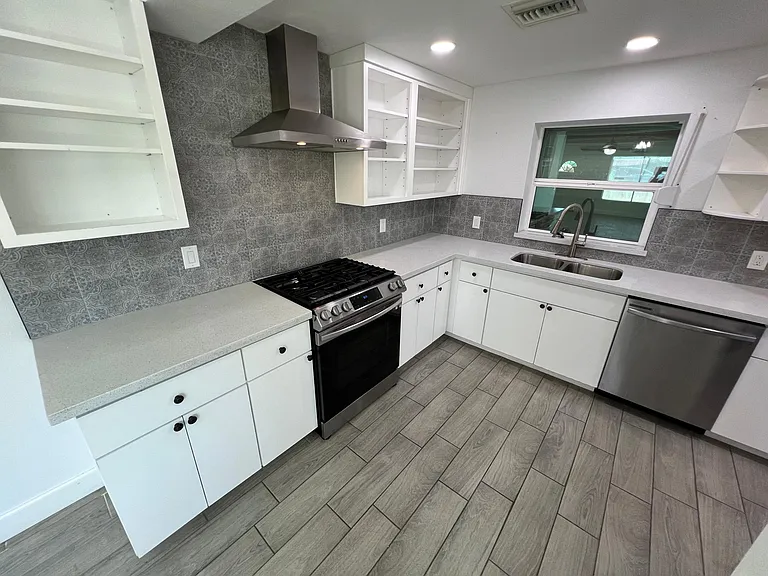 382 W Cocopah St — Photo 12