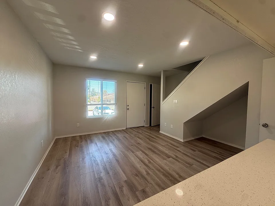 9905 El Camino Real #13