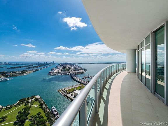 3rd image of 900 Biscayne Blvd #Penthouse 6107
