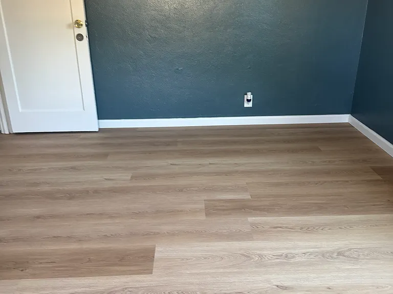 1126 Leggett St — Photo 8