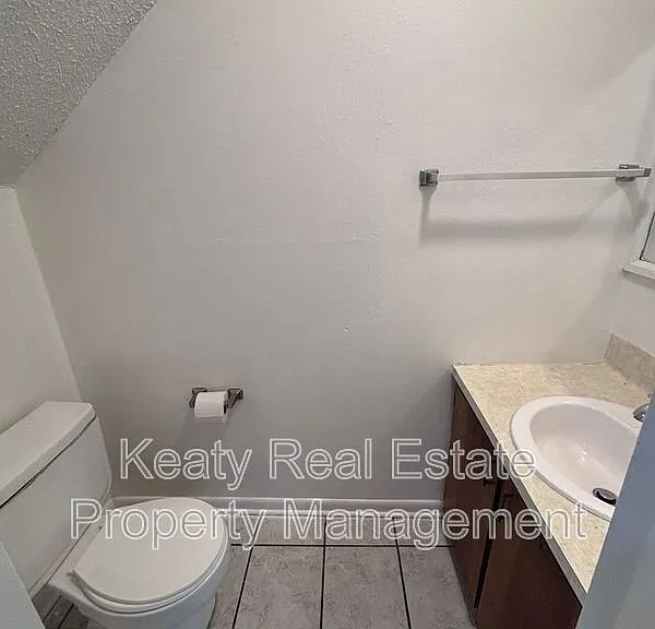 125 Country Ln #A — Photo 4