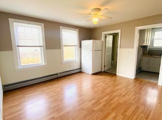 31 Roma St #1, Bristol, RI 02809