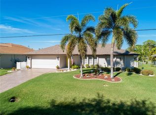 64 Mark Twain Ln, Rotonda West, FL 33947