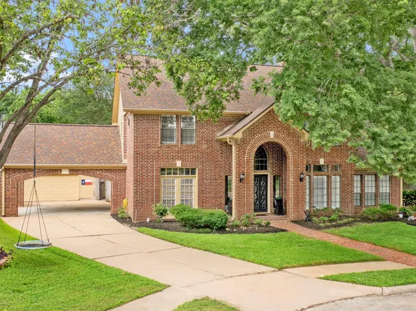 2222 Mossy Glen Ct, Richmond, TX 77406