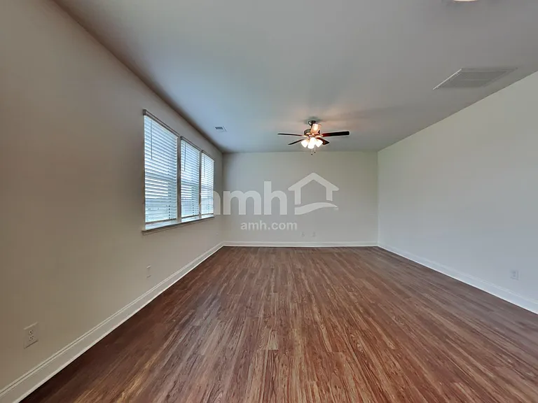 118 Garrison Grove Ct — Photo 9