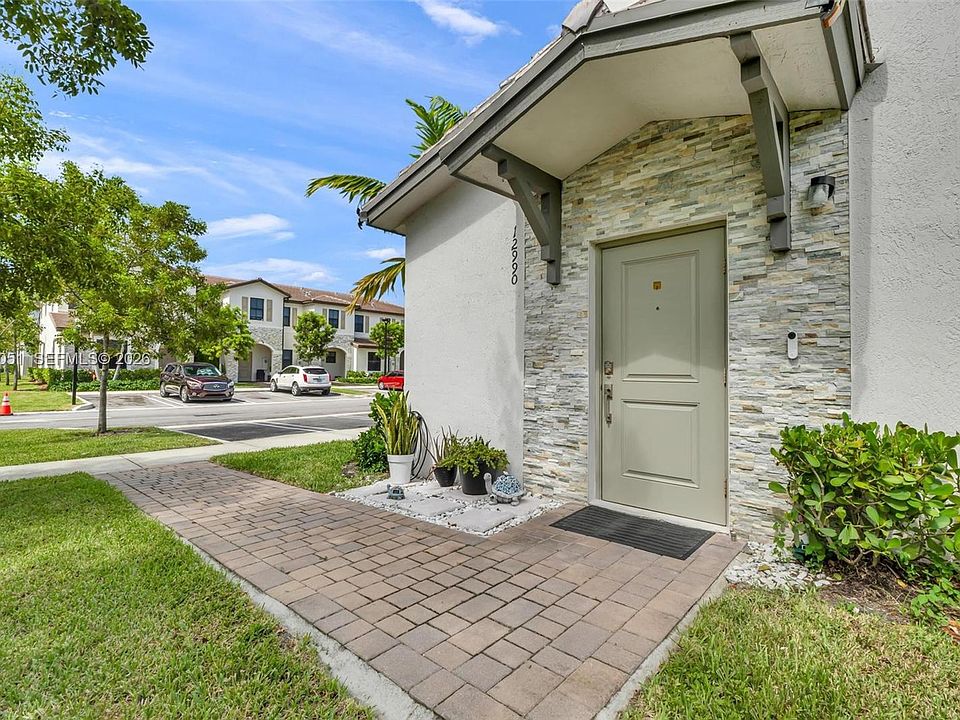 1st image of 12990 SW 232nd Ln