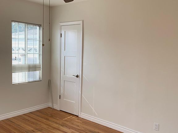 4th image of 5003 W 123rd St