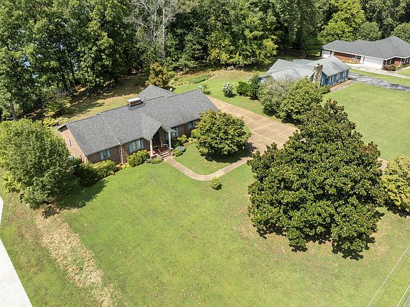 5th image of 153 Brandi Way