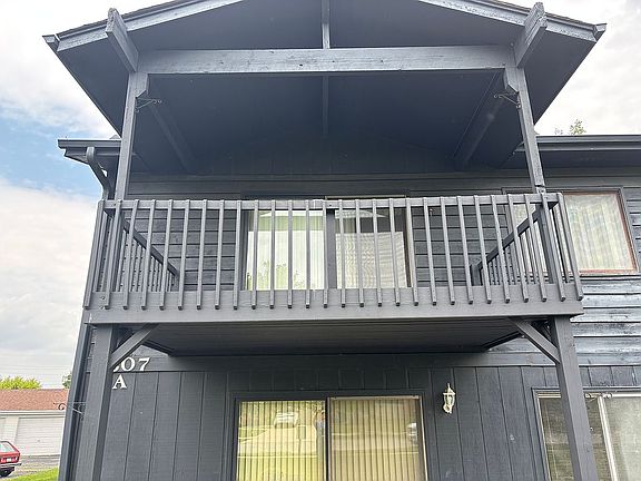 Front balcony view