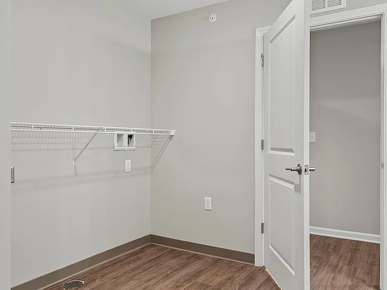Parker Glen — Photo 17