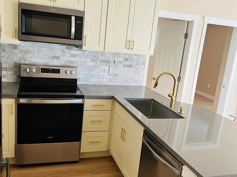 4805 Glenwood Ave — Photo 19