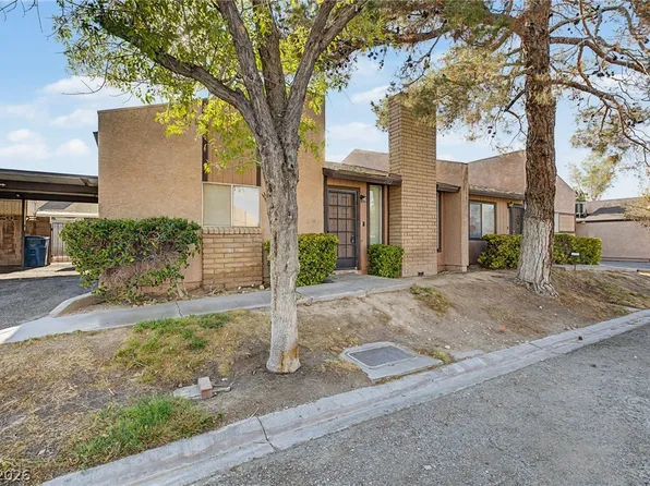 1702 Marathon Dr, Las Vegas, NV 89108
