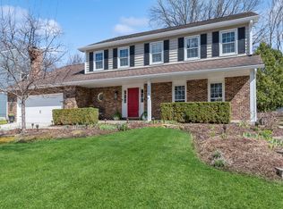 2238 Allegany Dr, Naperville, IL 60565