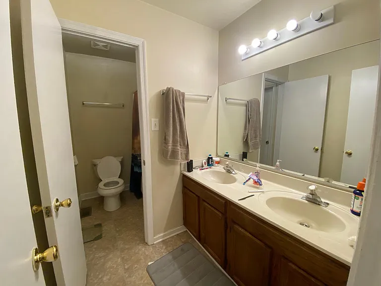 507 Randolph St — Photo 10