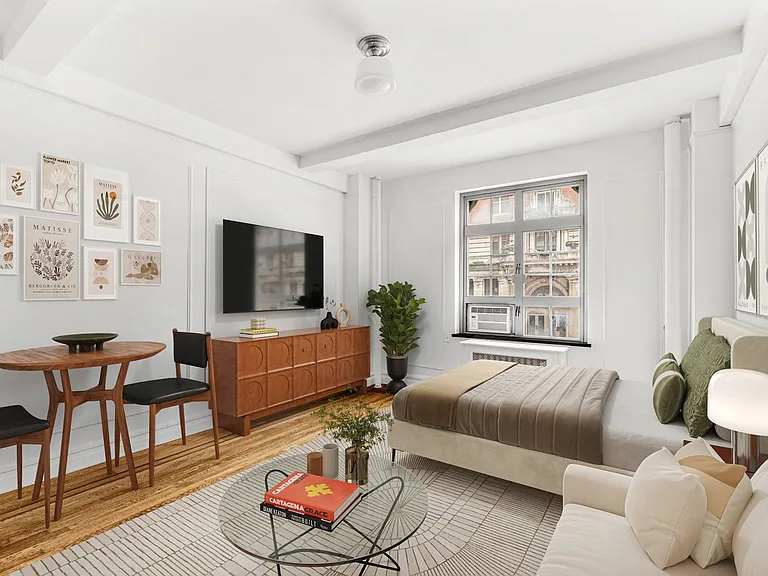 208 W 23rd St #202 — Photo 1