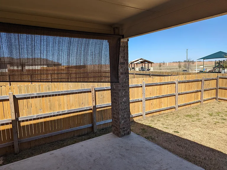 113 Kyra Ln — Photo 22