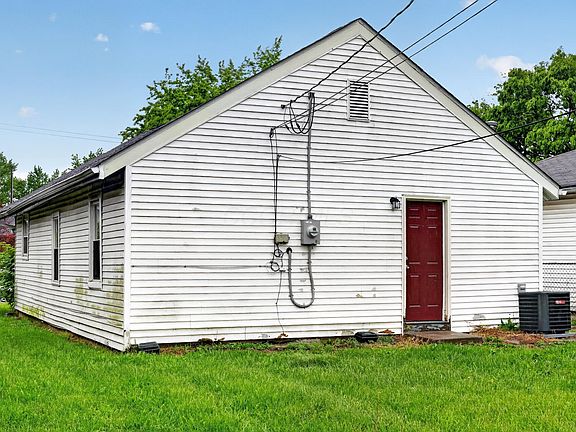 5th image of 679 Dexter Ave