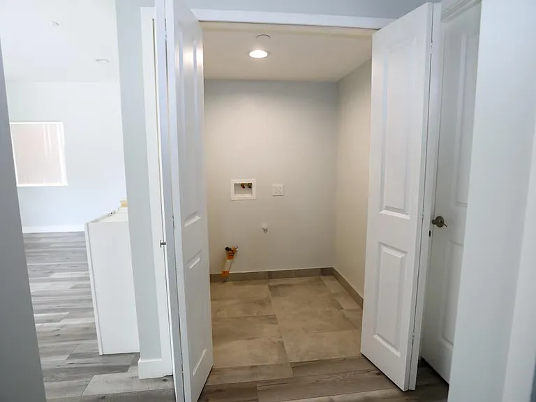 12610 Vanowen St — Photo 18